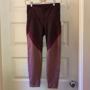 Old Navy active medium petite 7/8 length NWT